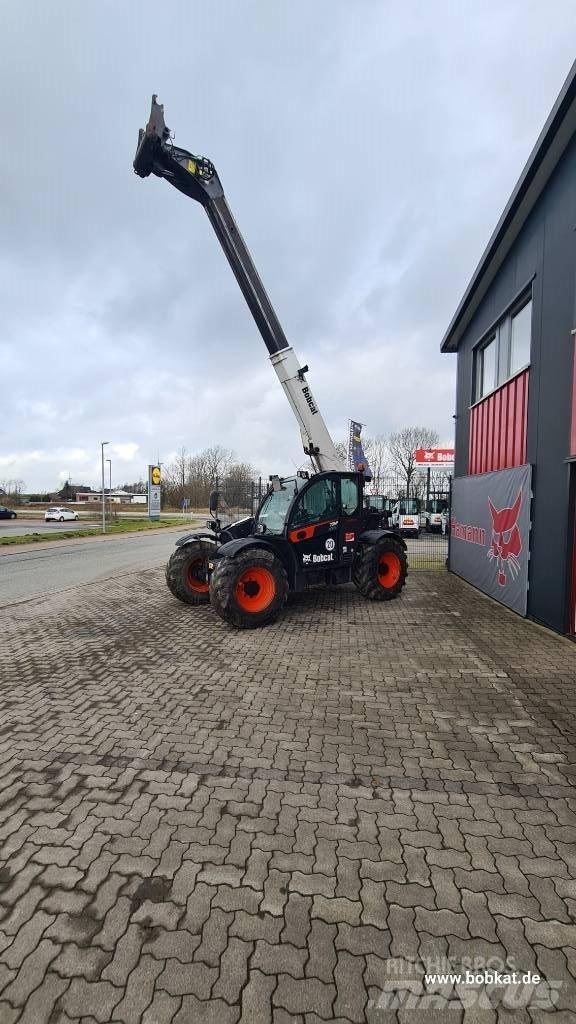 Bobcat TL 38.70 HF Teleskopické manipulátory