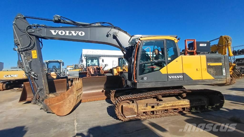 Volvo EC 220 E Pásová rýpadla