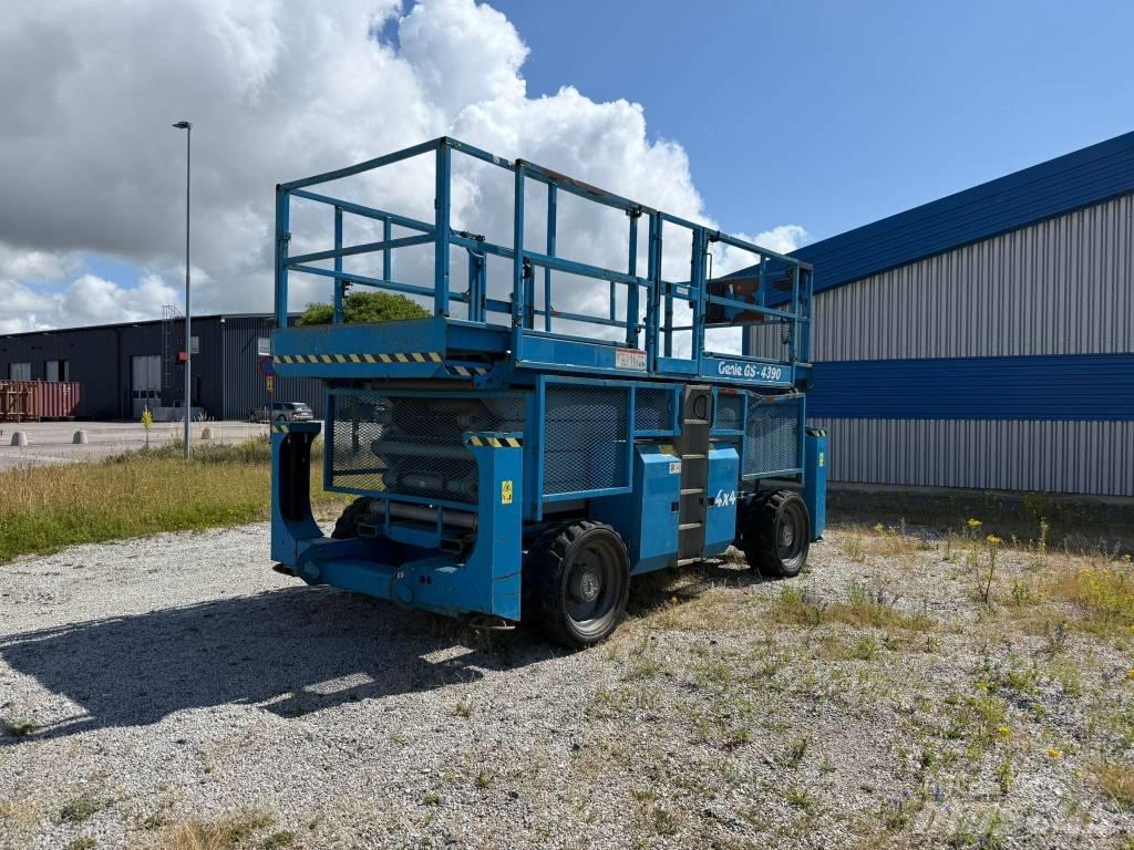 Genie GS 4390 Nůžková zvedací plošina