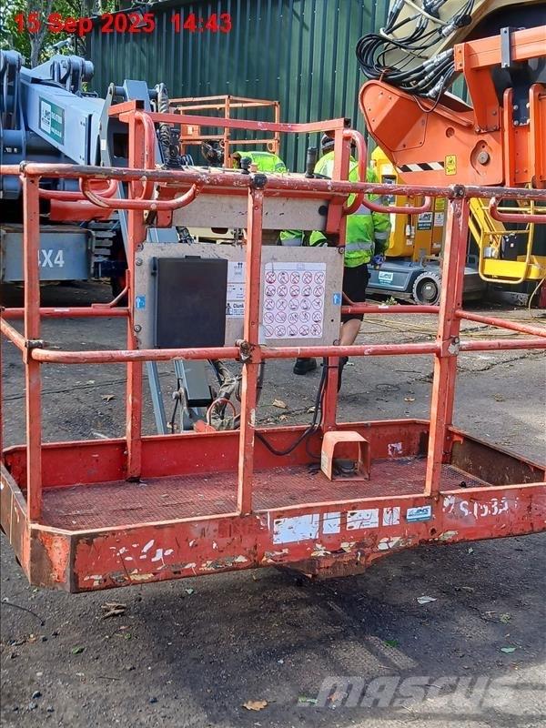 SkyJack SJ 63 AJ Kloubové plošiny