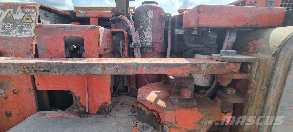 Sandvik LH 307 Podzemní nakladače