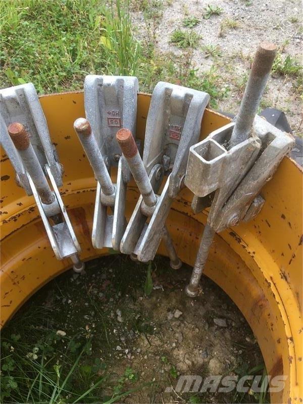 Vredestein 420/85-30 Pneumatiky, kola a ráfky