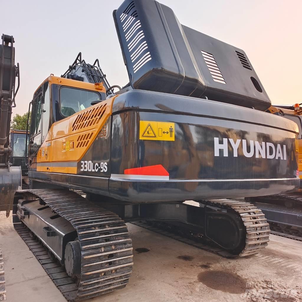Hyundai 330LC-9T Pásová rýpadla