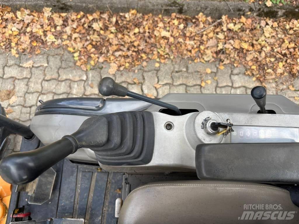 CASE CX 17B Mini rýpadla < 7t