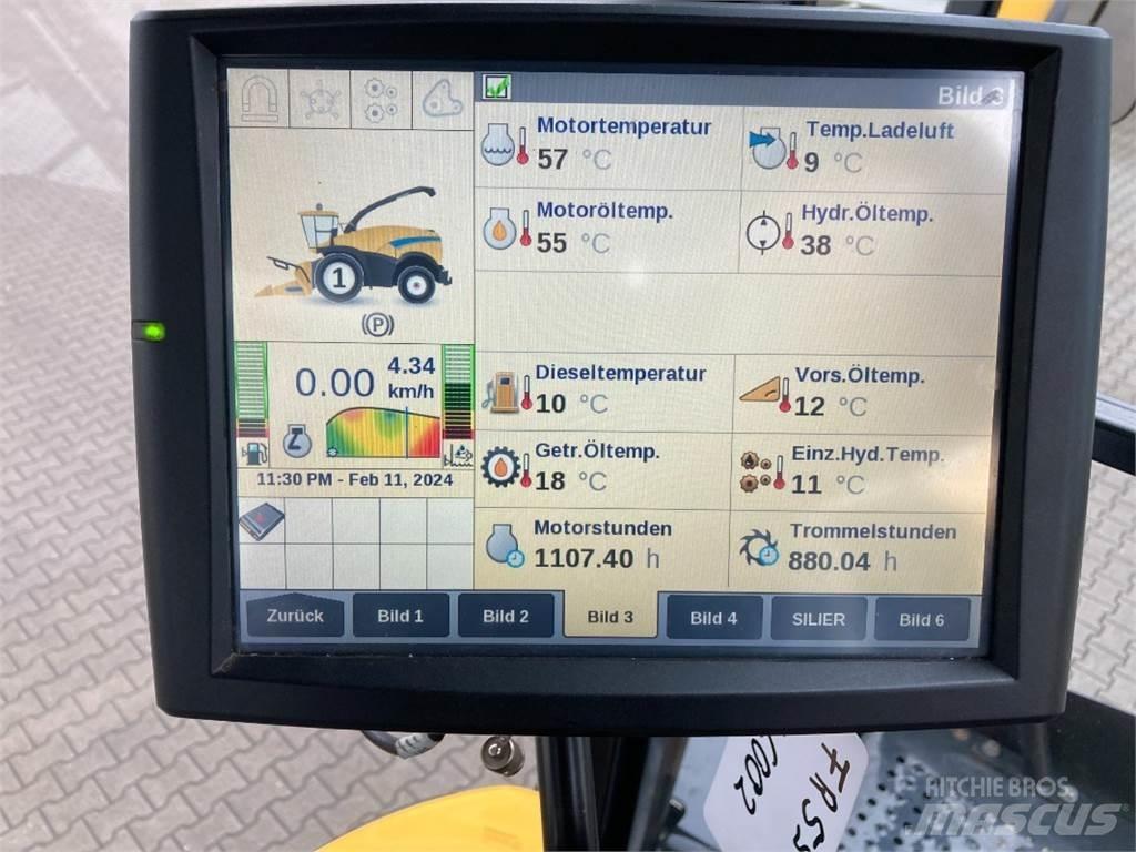 New Holland FR550 Sklízecí řezačka