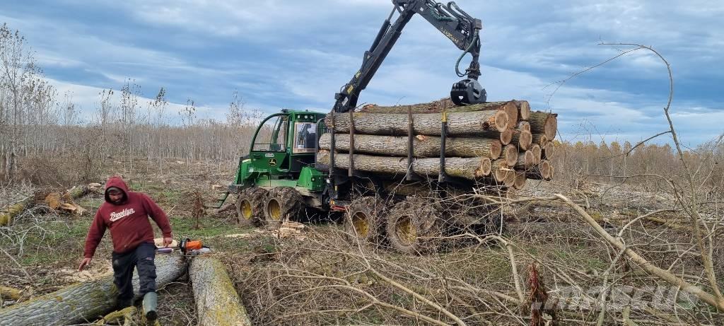 John Deere 1110 Vyvážecí traktory