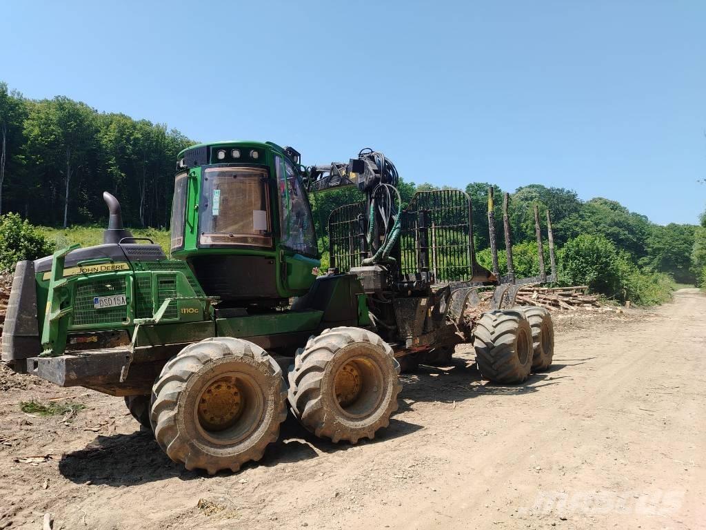 John Deere 1110 Vyvážecí traktory