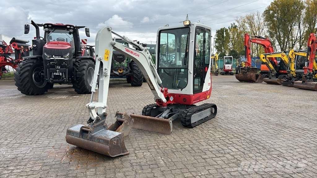 Takeuchi TB216 Mini rýpadla < 7t