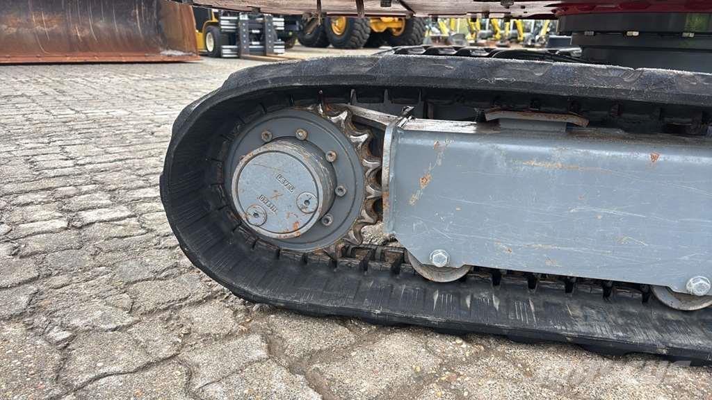 Takeuchi TB216 Mini rýpadla < 7t