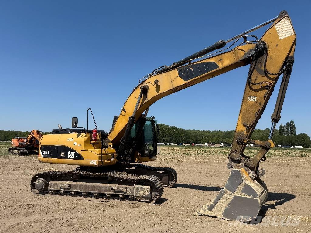 CAT 324 D Pásová rýpadla