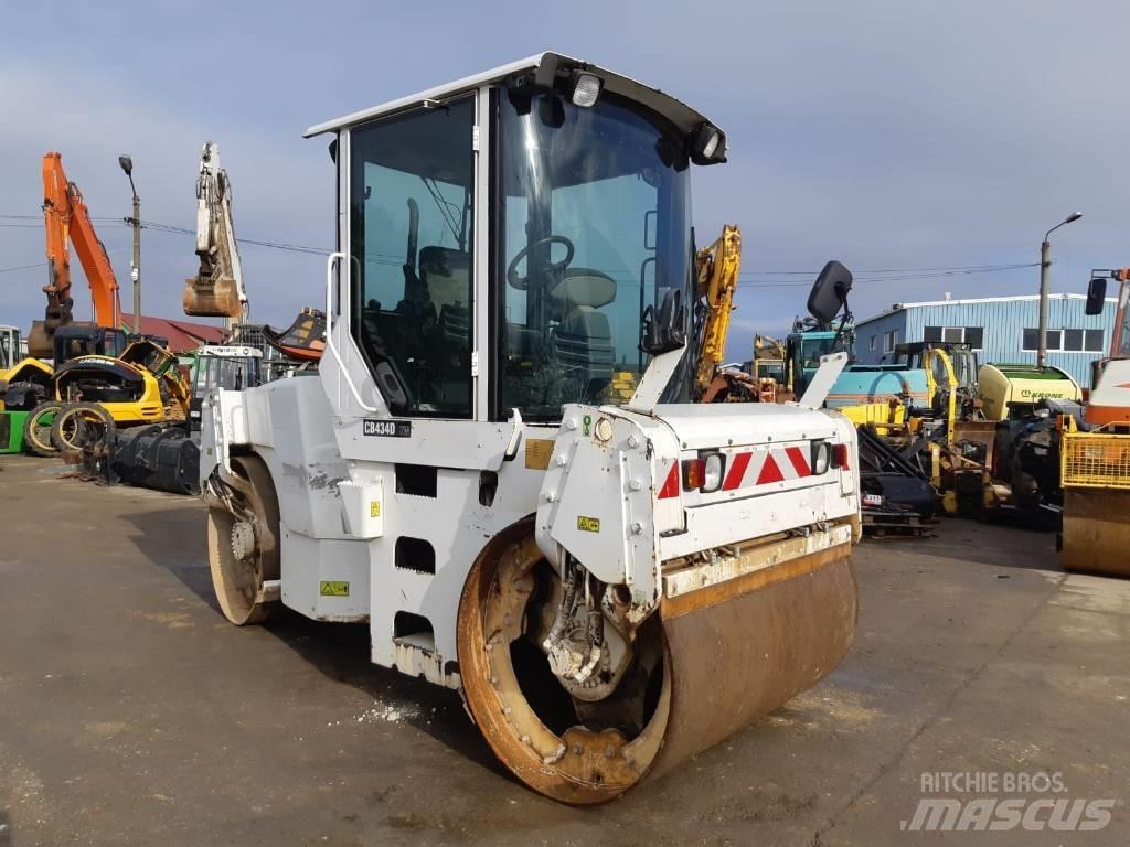 CAT CB 434 D Tandemové válce