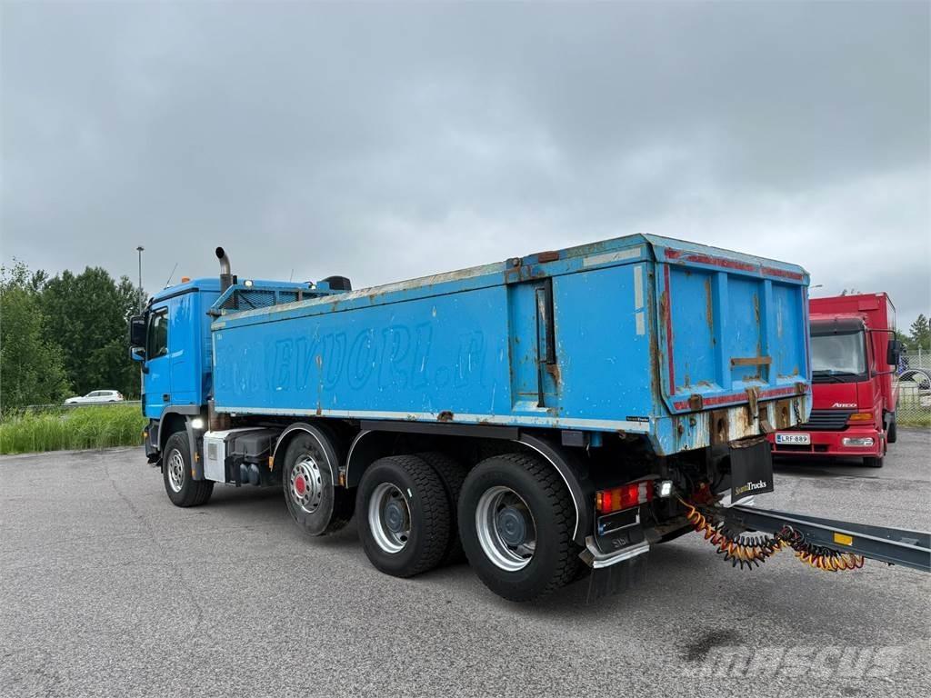 Sisu DK12M 8X4 Sklápěče