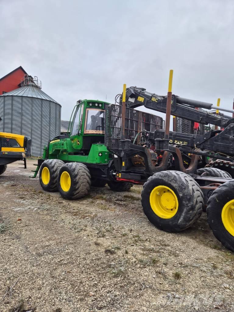 John Deere 1210 G Vyvážecí traktory