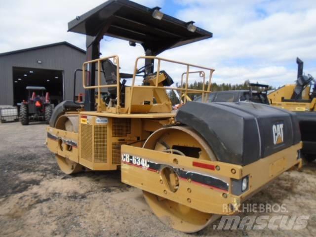 CAT CB 634 C Tandemové válce