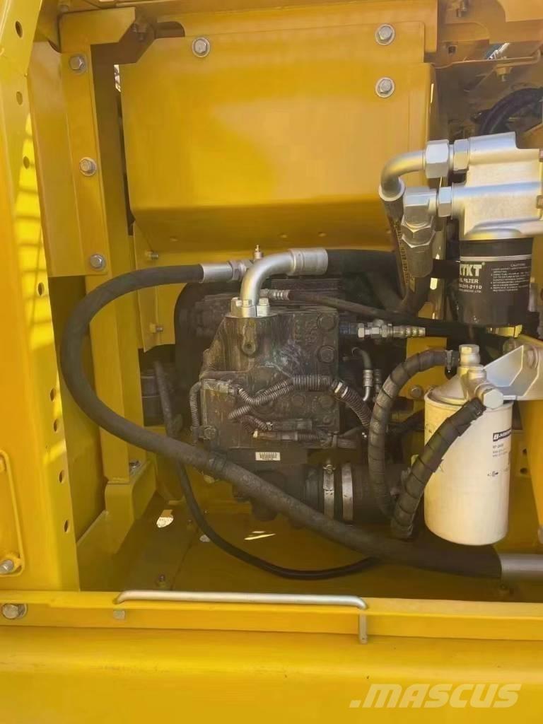 Komatsu PC 110 Pásová rýpadla