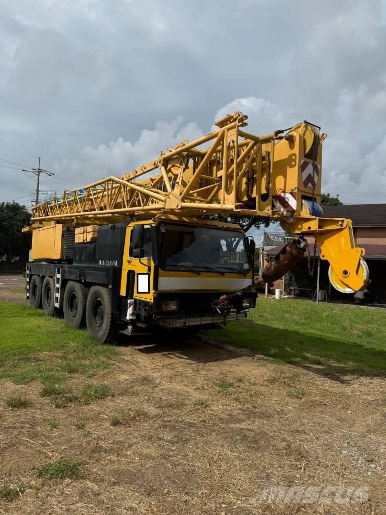 Liebherr LTM 1090-2 Univerzální terénní jeřáby
