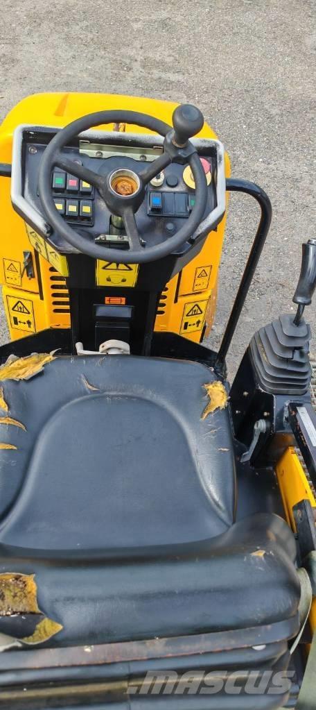 JCB VMT160 Tandemové válce