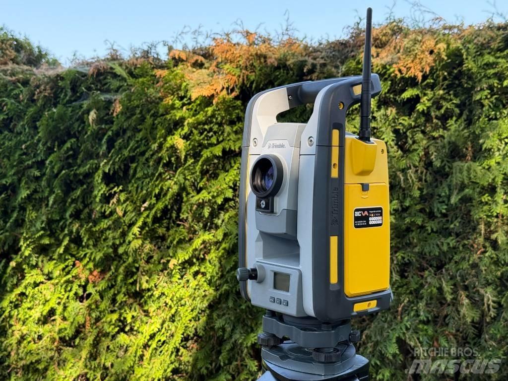 Trimble RTS573 Přístroje, měřící a automatizační zařízení