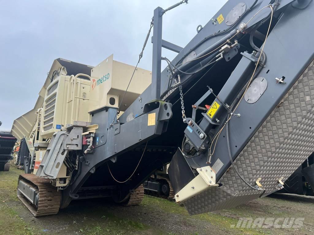 Metso LT 300 HP Mobilní drtiče