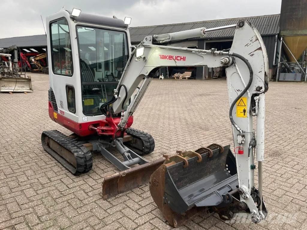 Takeuchi TB219 Mini rýpadla < 7t