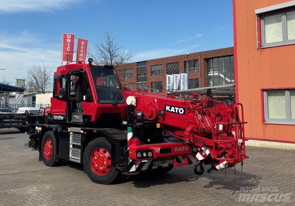 Kato CR-130Rf Jeřáby pro těžký terén