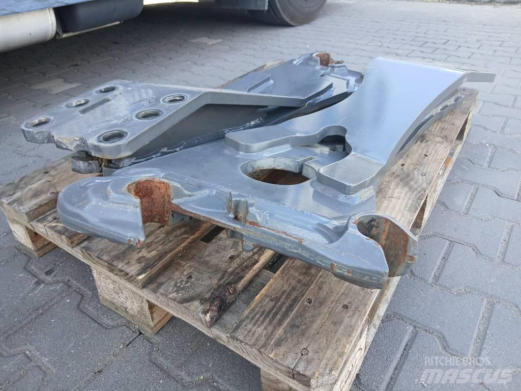 CLAAS Voorladersteun Traktory