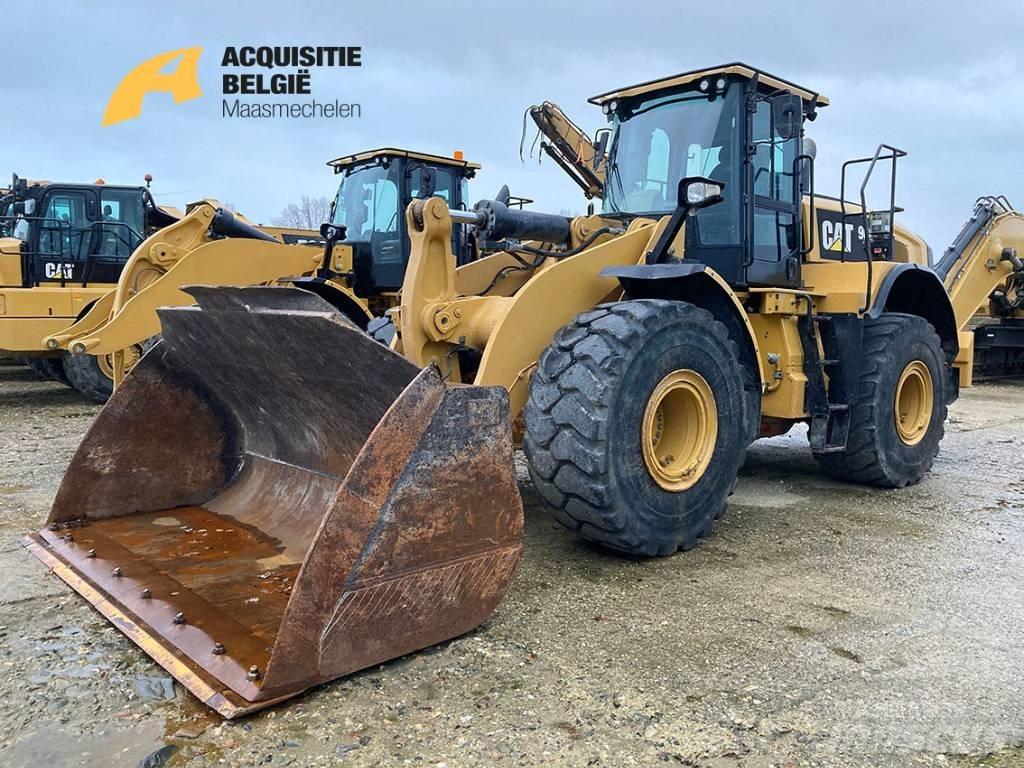CAT 966M Kolové nakladače