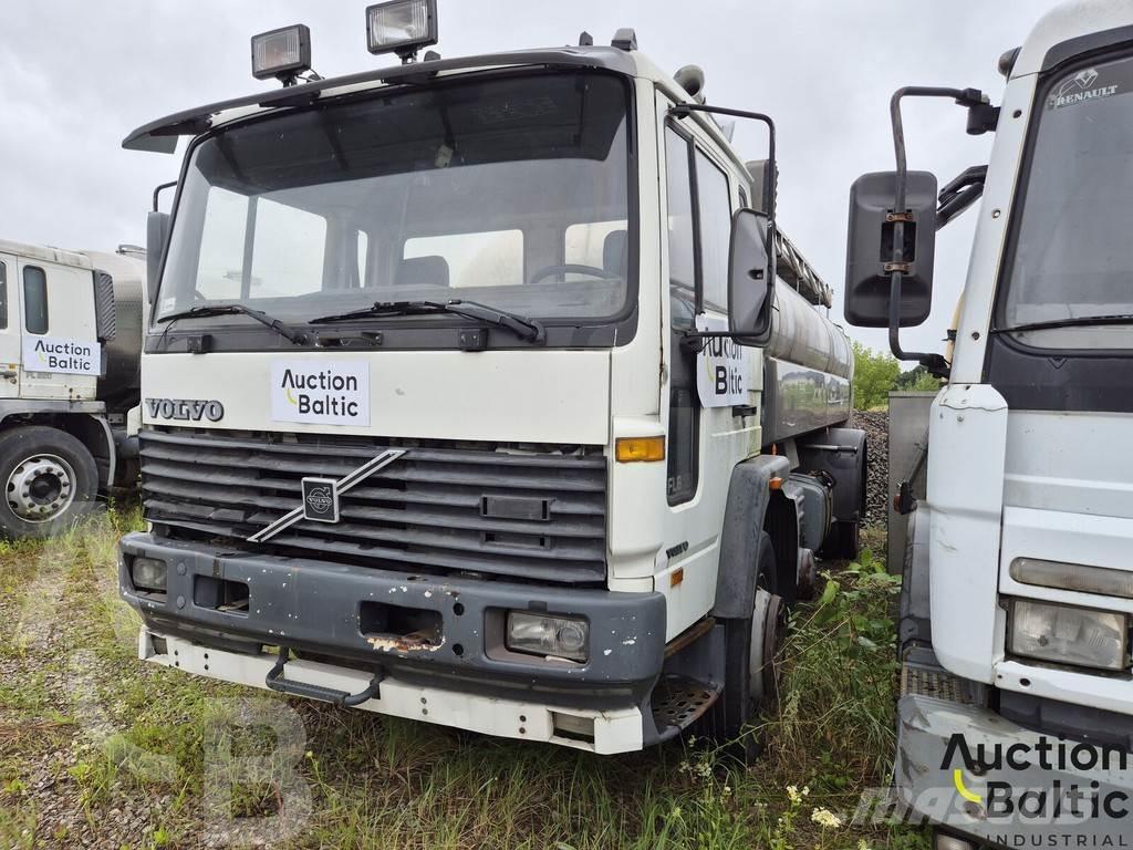 Volvo FL6 Cisternové vozy