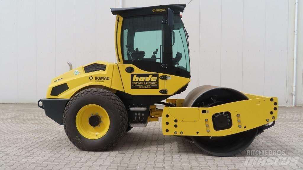 Bomag BW177 D-5 Tahačové válce