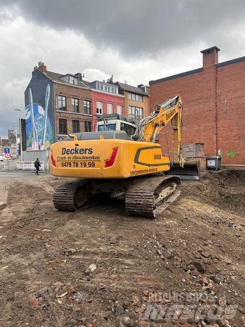 Liebherr 922 Pásová rýpadla