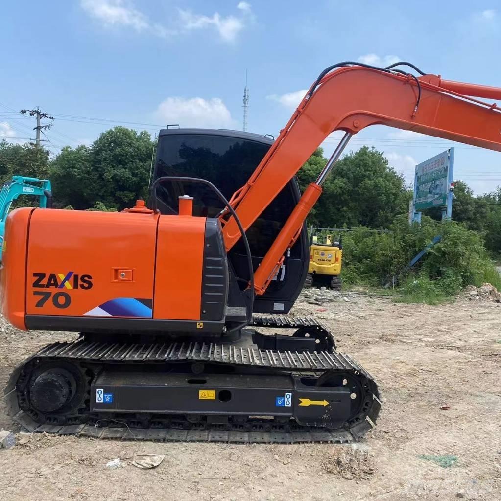 Hitachi ZX 70 Pásová rýpadla