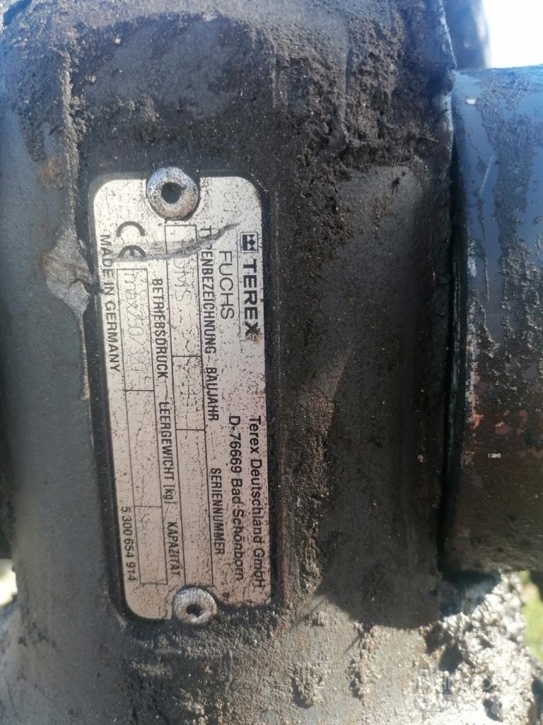 Fuchs MHL 340 D Stroje pro manipulaci s odpadem