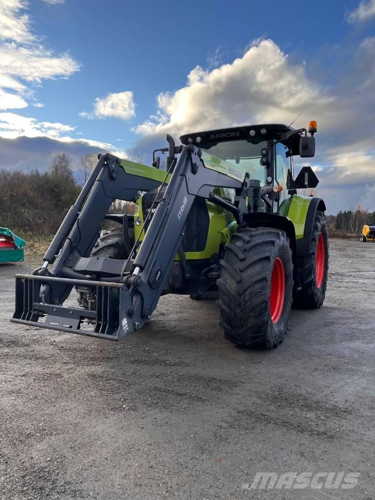 CLAAS ARION 650 Traktory