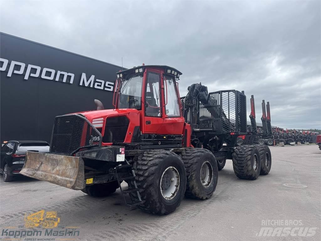 Komatsu 895 Vyvážecí traktory