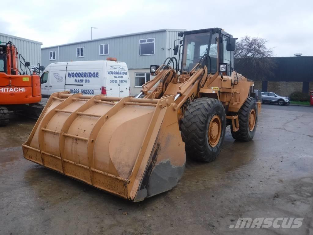 CASE 721 B XT Kolové nakladače