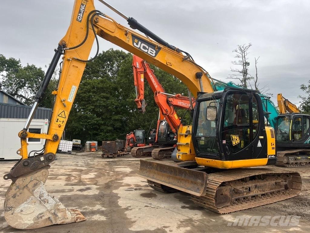 JCB JZ140 with blade Pásová rýpadla