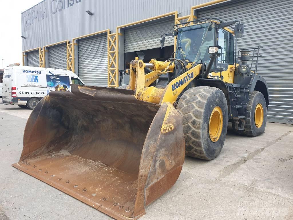Komatsu WA380-8 Kolové nakladače