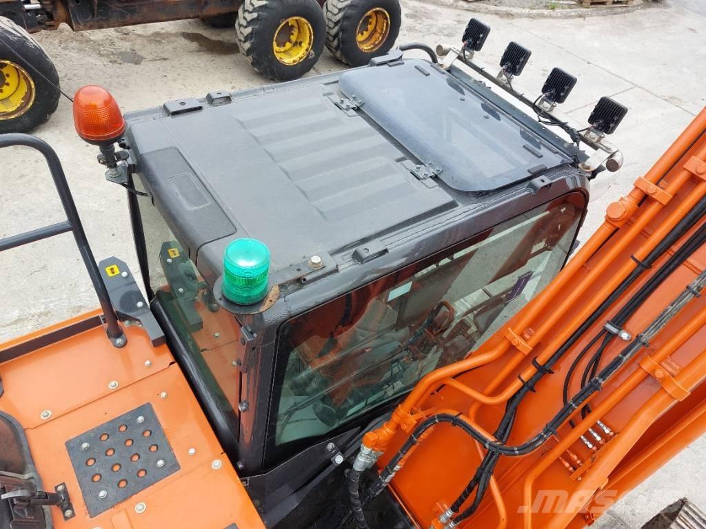 Hitachi ZX210LC-6 Pásová rýpadla