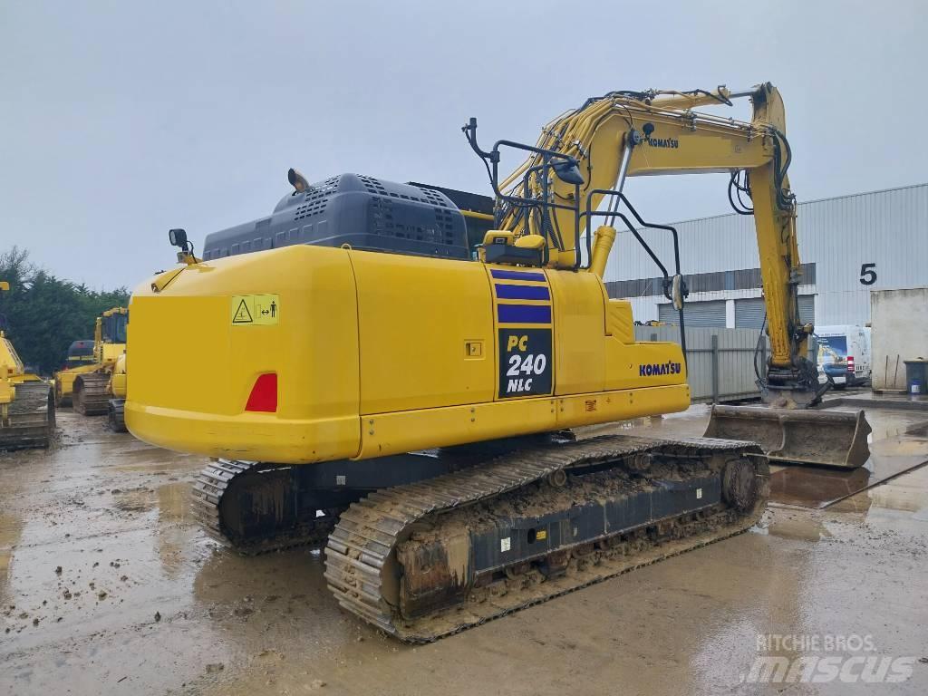 Komatsu PC240NLC-11 Pásová rýpadla