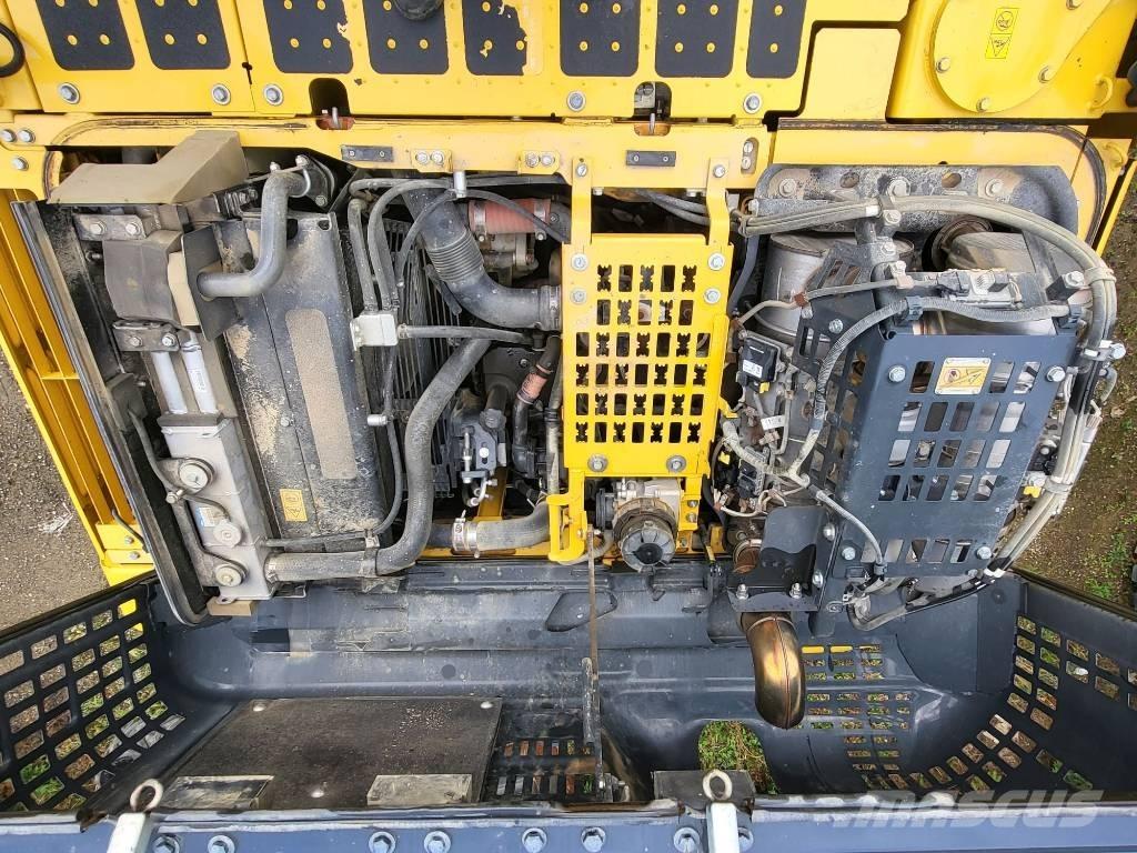 Komatsu PC240NLC-11 Pásová rýpadla