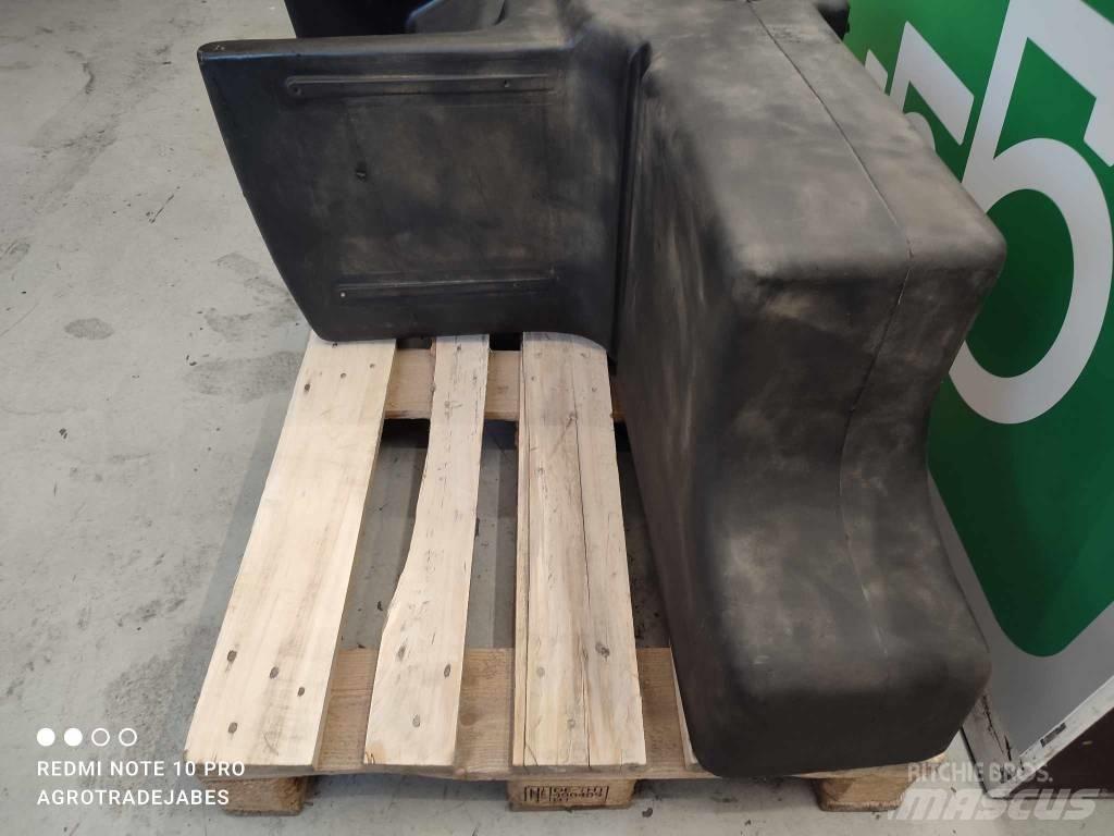 Valtra N91 Fuel Tank Kabiny a interiér