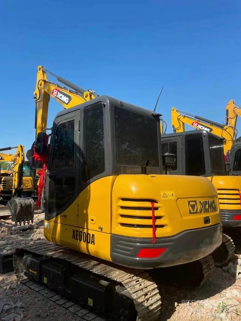 XCMG XE60A Mini rýpadla < 7t