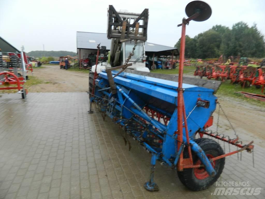 Stegsted 4 Mechanické secí stroje