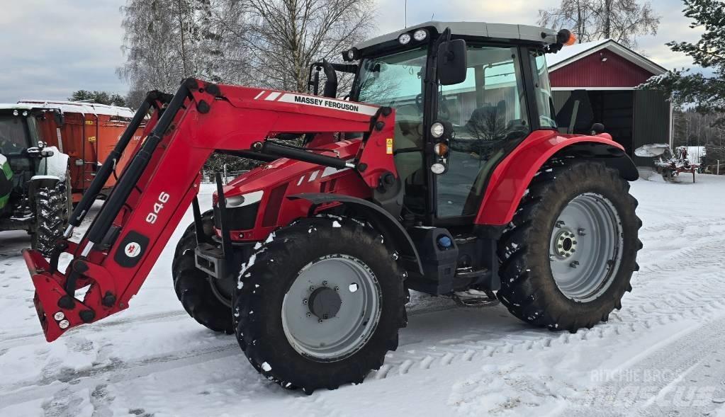 Massey Ferguson 5613 Traktory