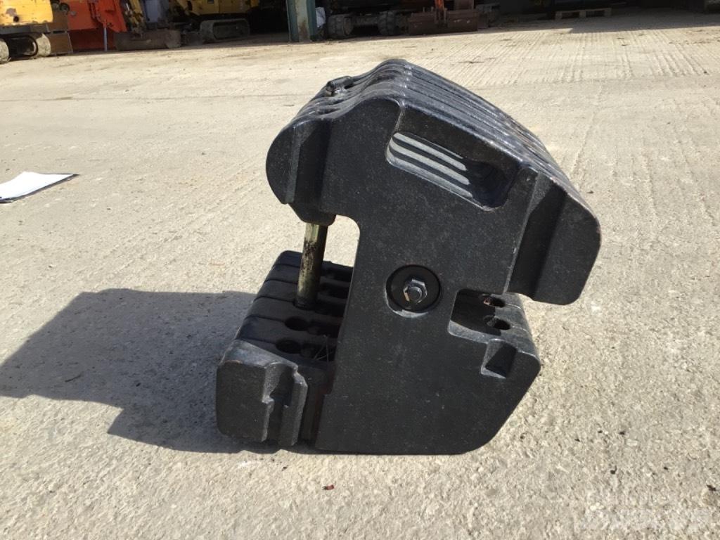New Holland Weights Přední závaží