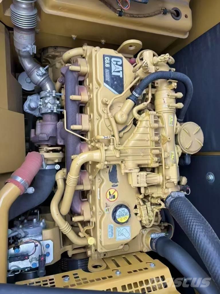 CAT 320 E Pásová rýpadla