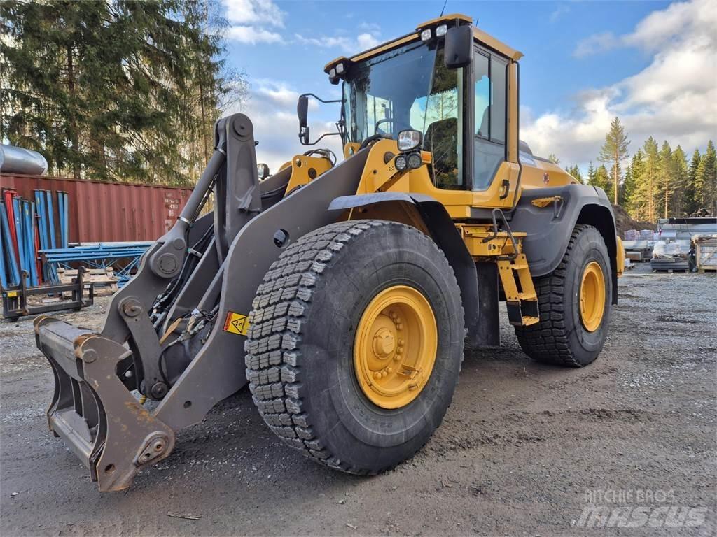 Volvo L110H Kolové nakladače