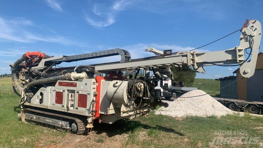 Comacchio MC 900 P1 Vodní vrtné soupravy