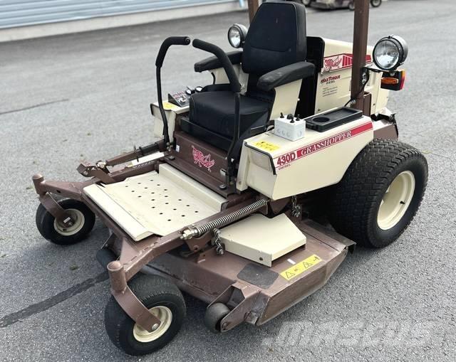 Grasshopper 430D/61R Sekačky s nulovým poloměrem otáčení