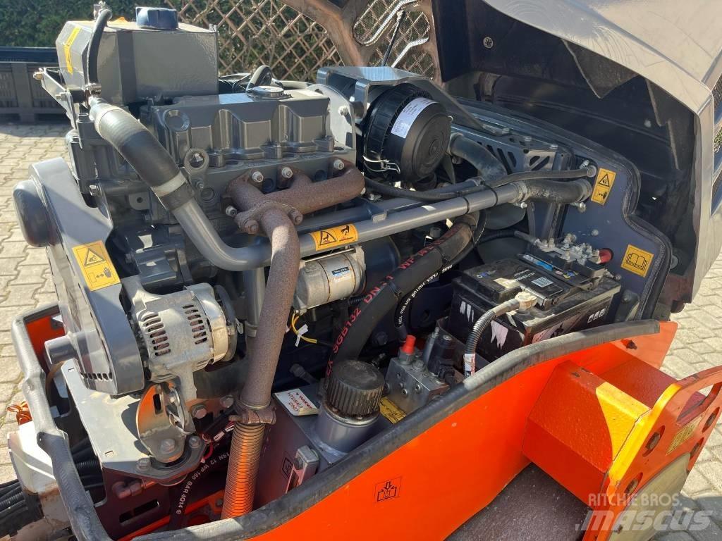 Hamm HD 12 VV Tandemové válce